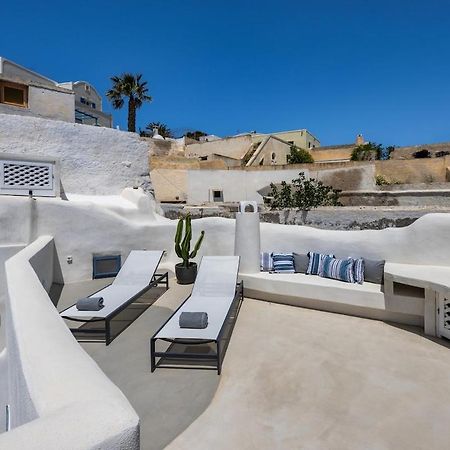 Gilbert'S Cave With Cave Jacuzzi Villa เมกาโลคอรี ภายนอก รูปภาพ